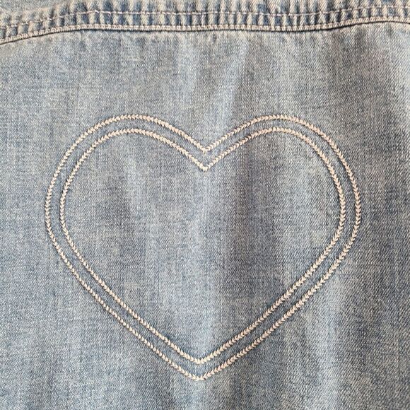 Baby Gap Denim Jacket 18-24M Heart Back Detail - Picture 3 of 5